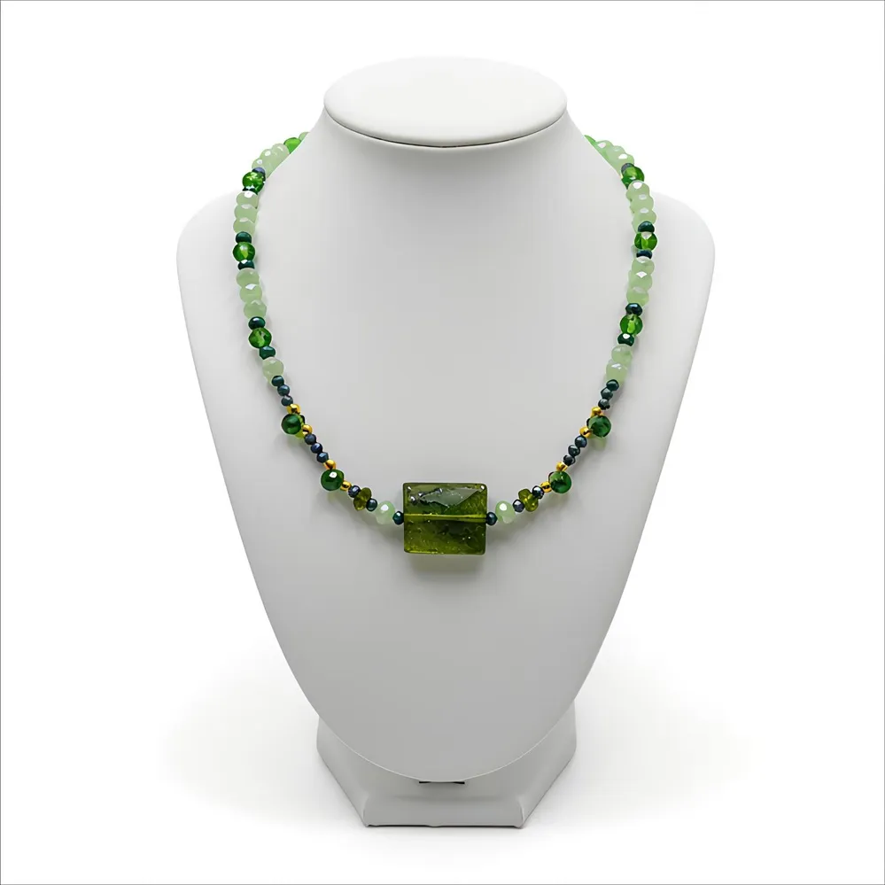 Χειροποίητο Κολιέ από Ανοξείδωτο Ατσάλι με κρύσταλλα